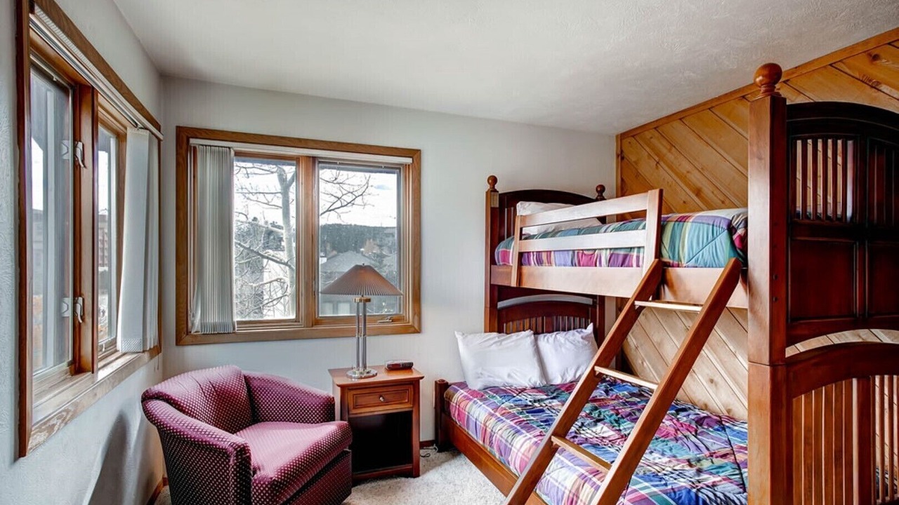 Photo of Bedroom in Historic District