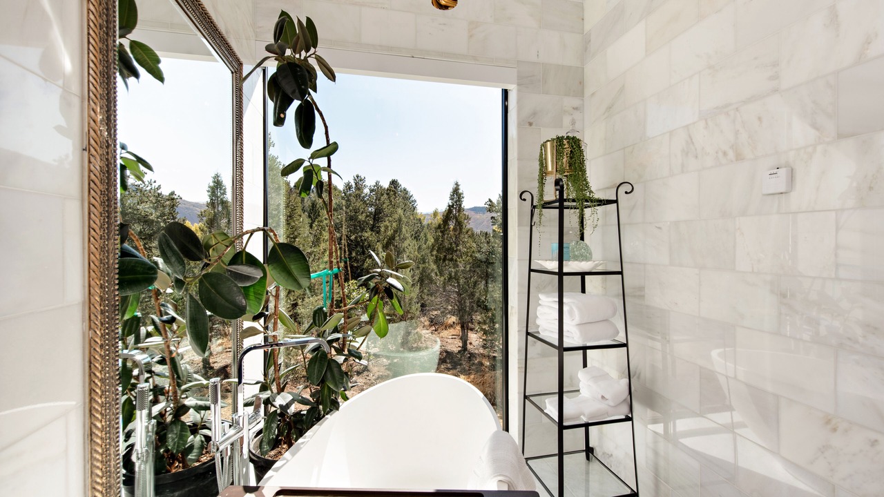 Photo of Bathroom in Carbondale