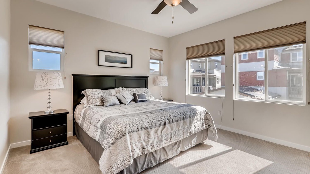 Photo of Bedroom in Northridge