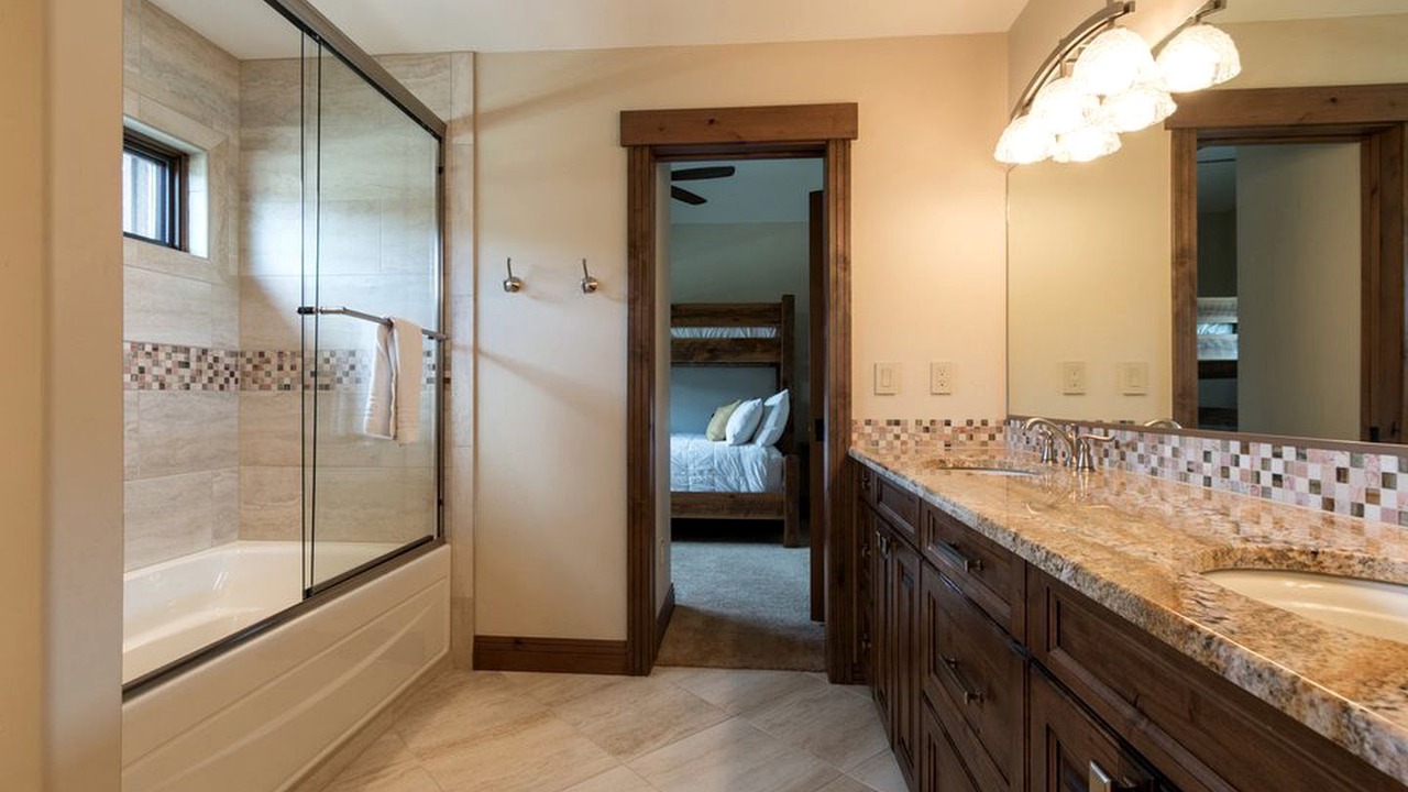 Photo of Bathroom in Frisco