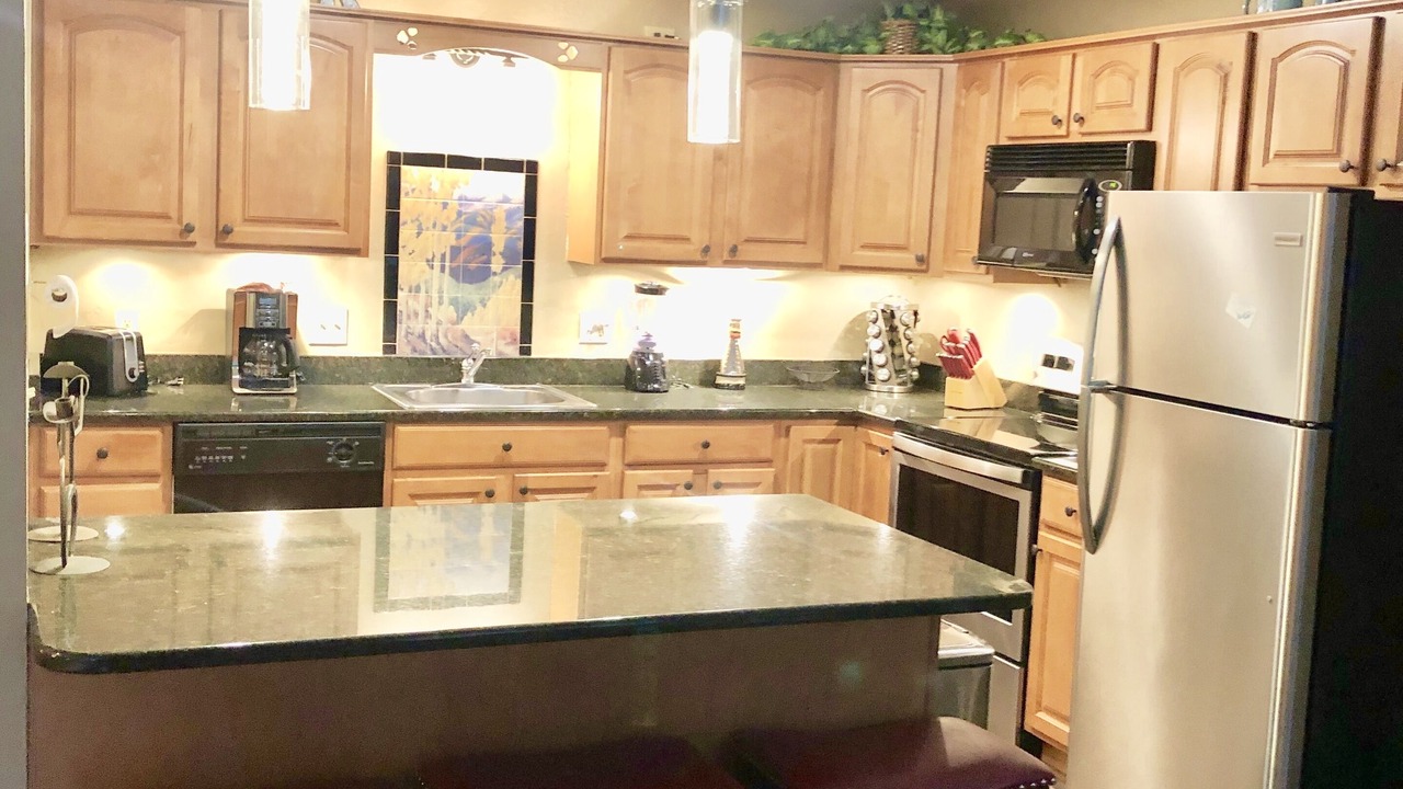 Photo of Kitchen in Peak 9