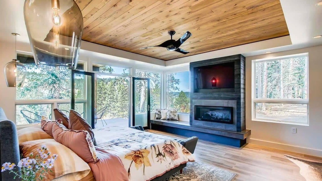 Photo of Livingroom in Black Hawk