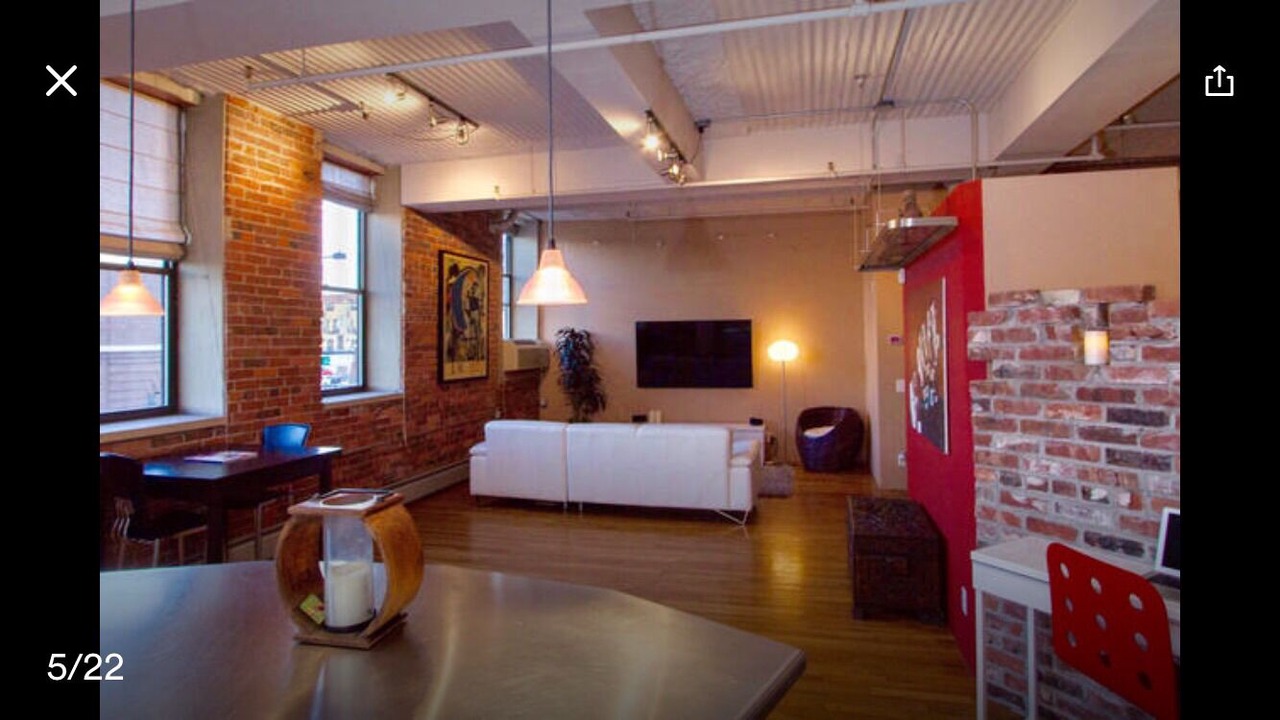 Photo of Livingroom in Ballpark