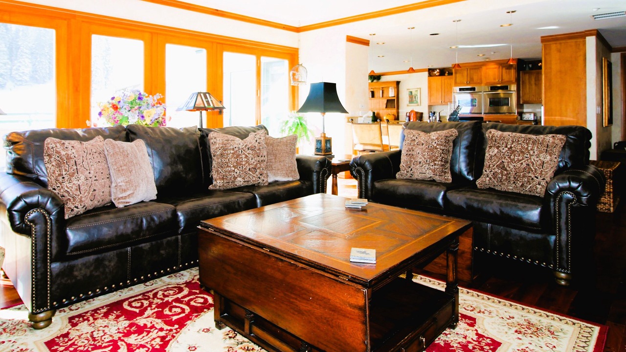 Photo of Livingroom in Purgatory