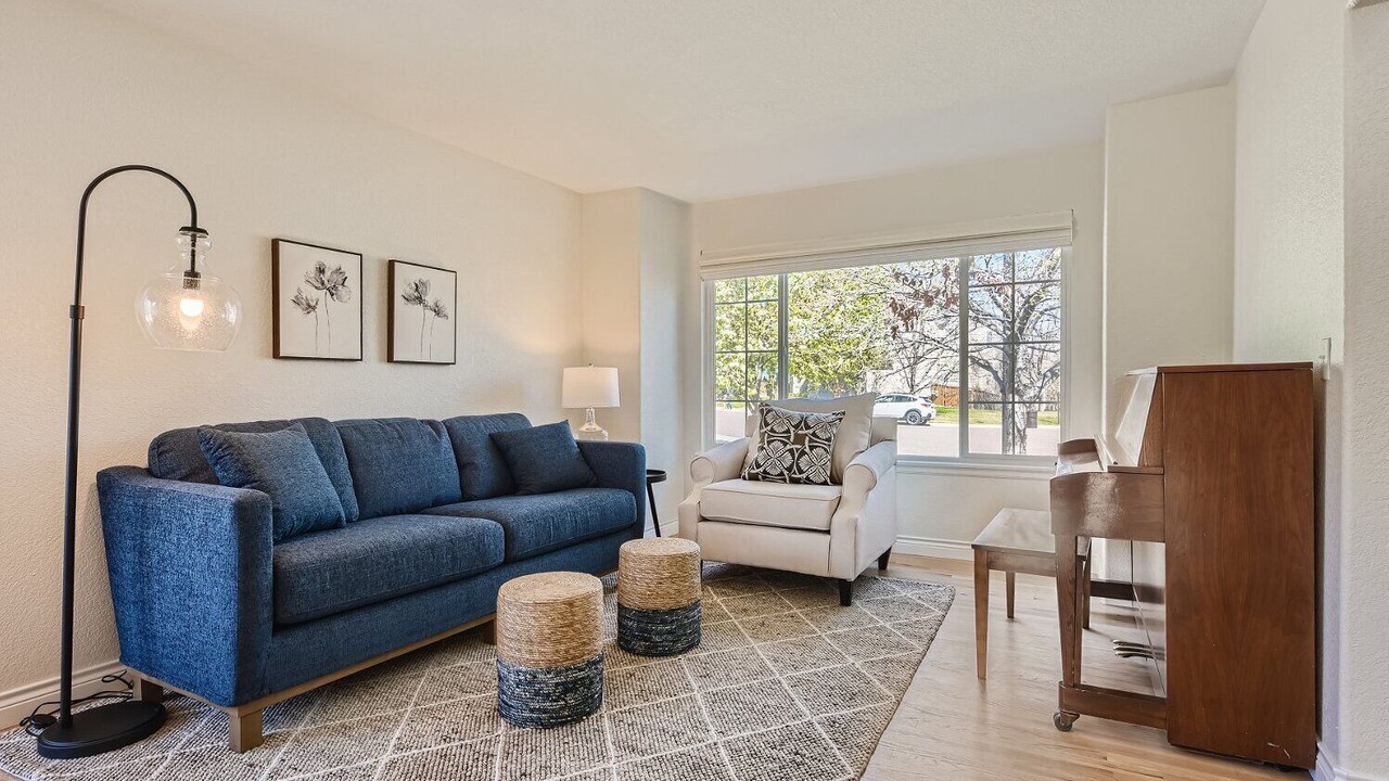 Photo of Livingroom in Highlands Ranch