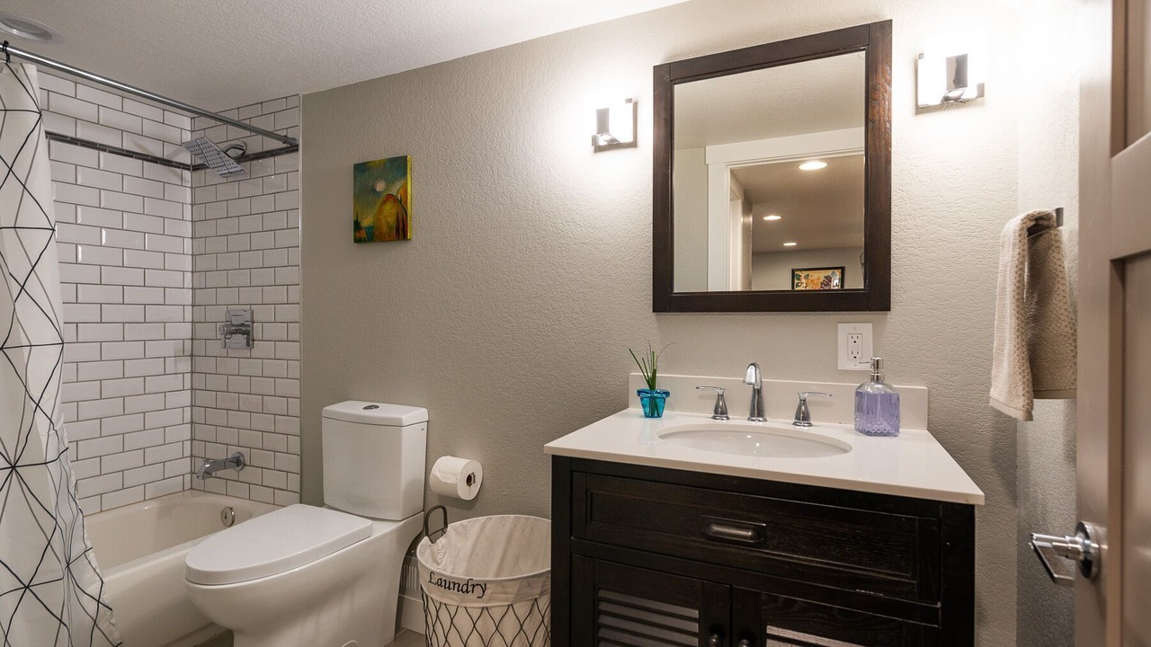 Photo of Bathroom in Skyland