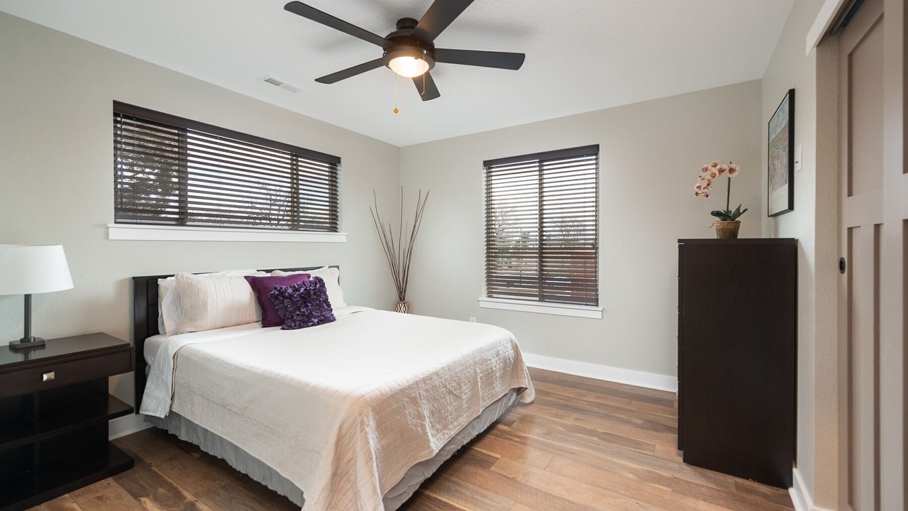 Photo of Bedroom in Skyland