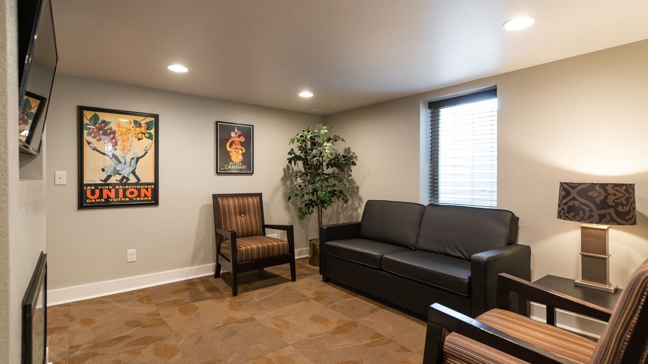 Photo of Livingroom in Skyland
