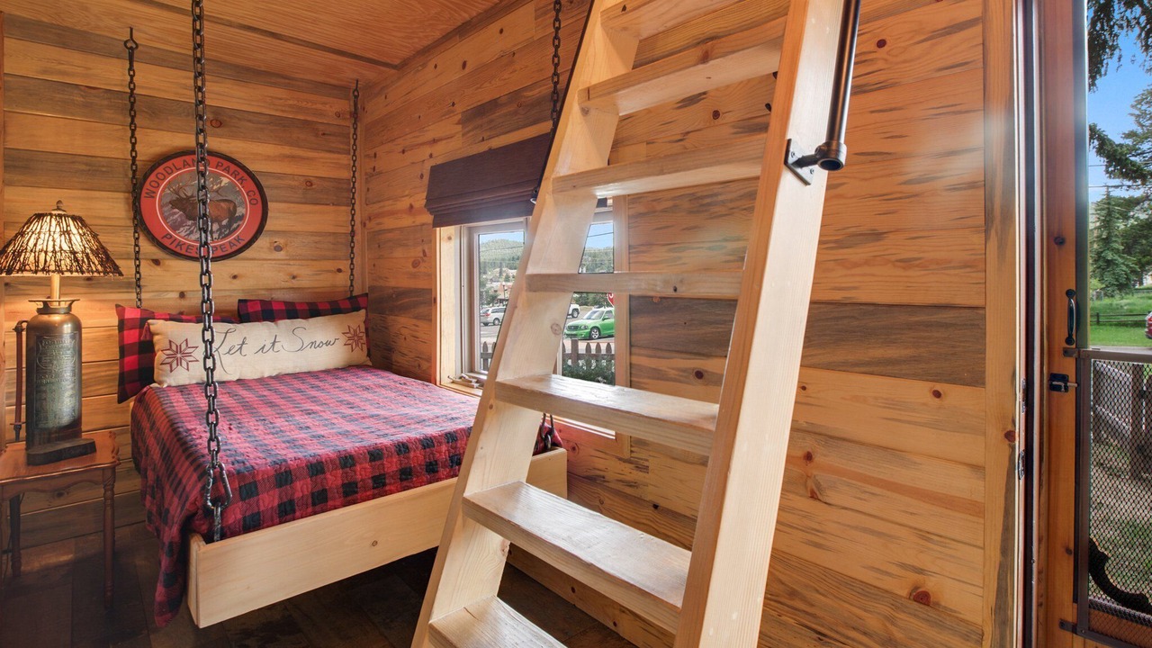 Photo of Bedroom in Woodland Park