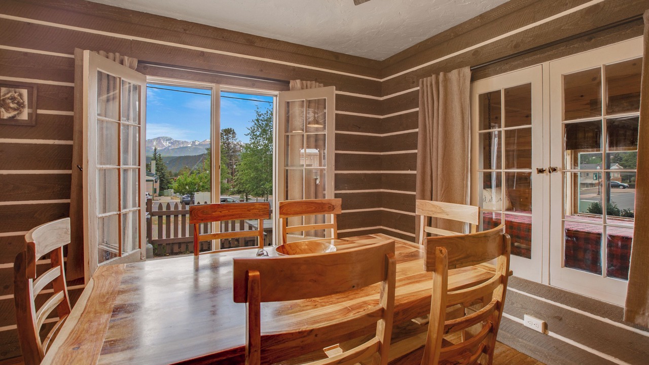 Photo of Bedroom in Woodland Park
