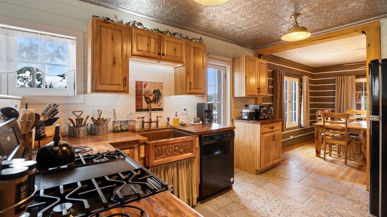 Photo of Kitchen in Woodland Park