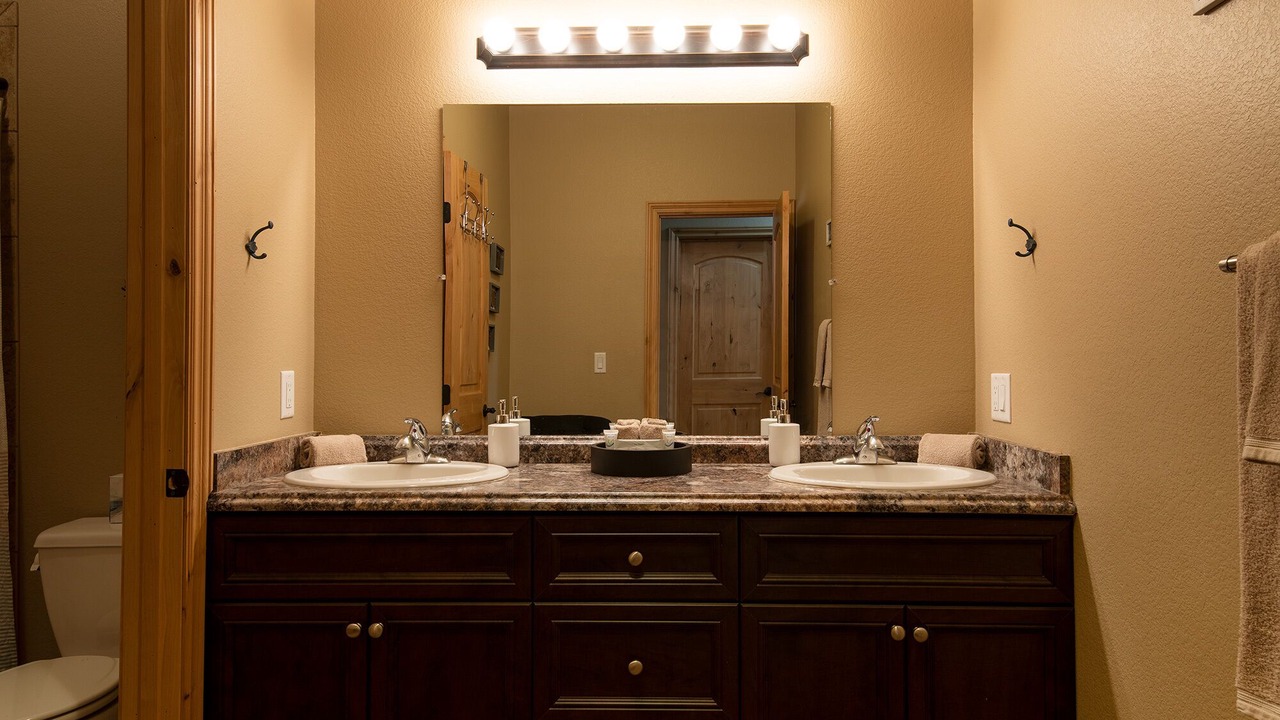 Photo of Bathroom in Woodland Park