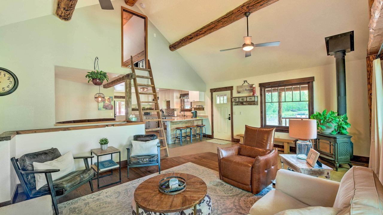 Photo of Bedroom in Gunnison