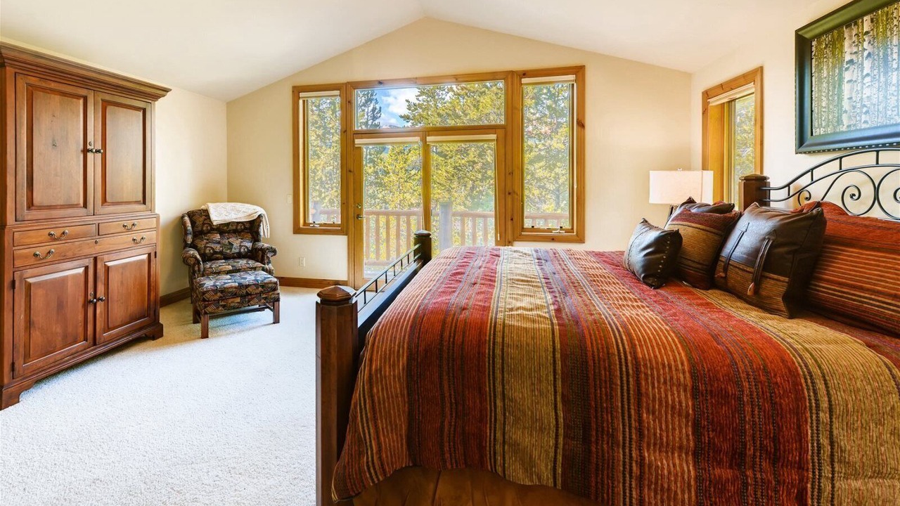Photo of Bedroom in The Highlands