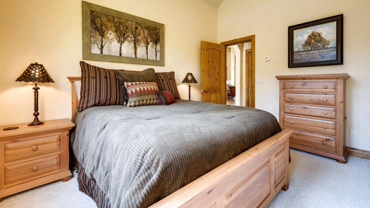 Photo of Bedroom in The Highlands