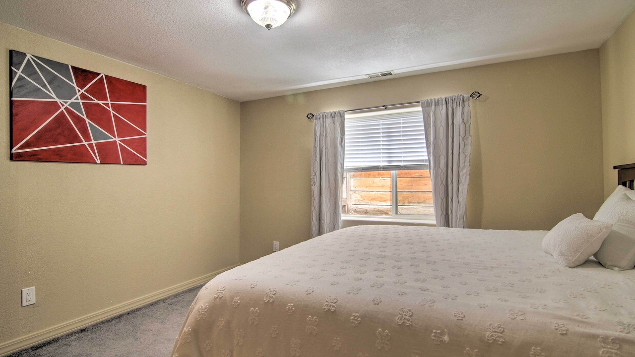 Photo of Bedroom in Northwest Colorado Springs