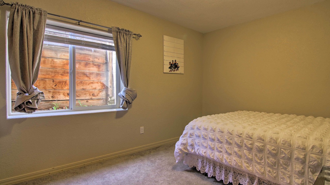 Photo of Bedroom in Northwest Colorado Springs