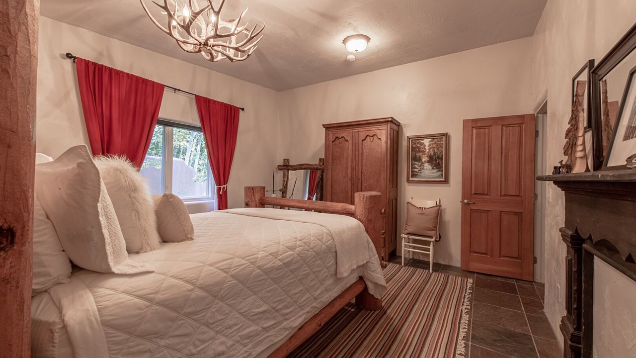 Photo of Bedroom in Salida