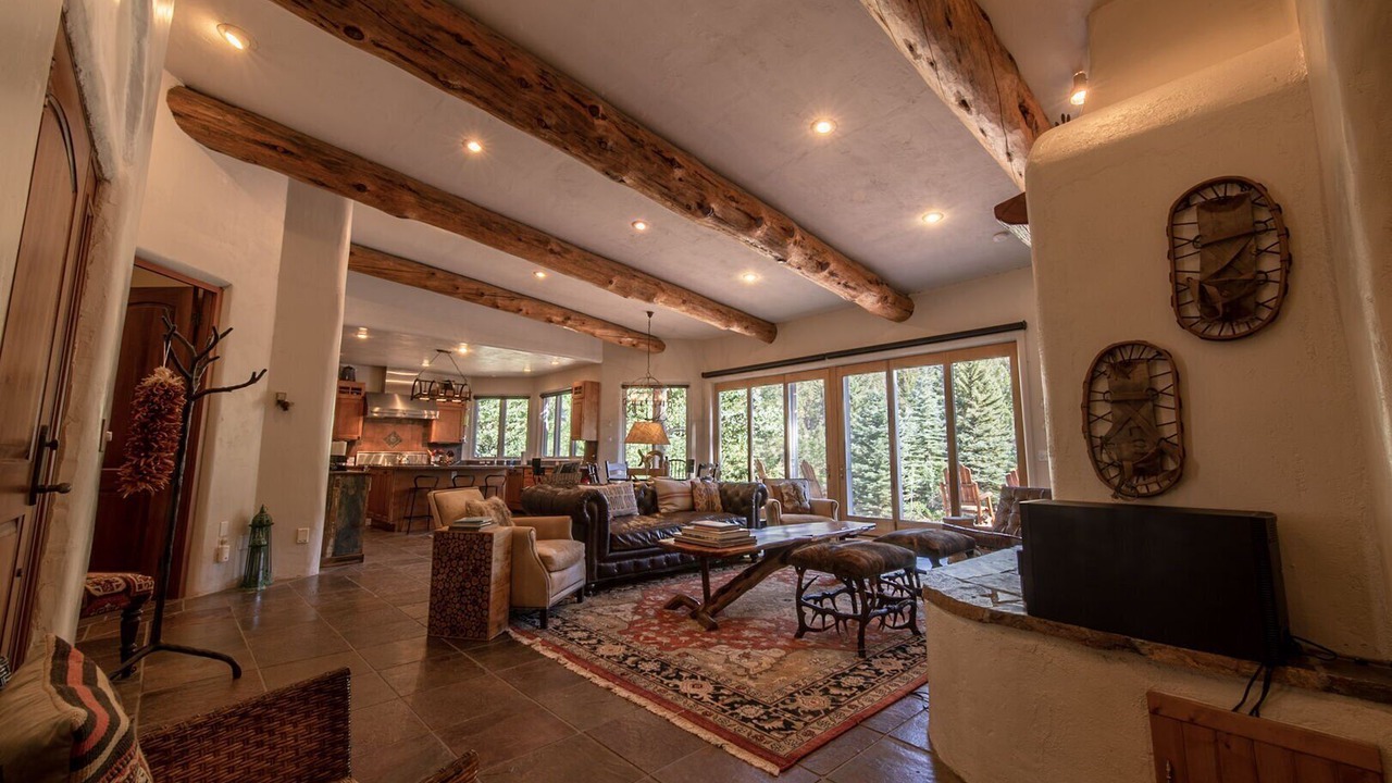 Photo of Livingroom in Salida
