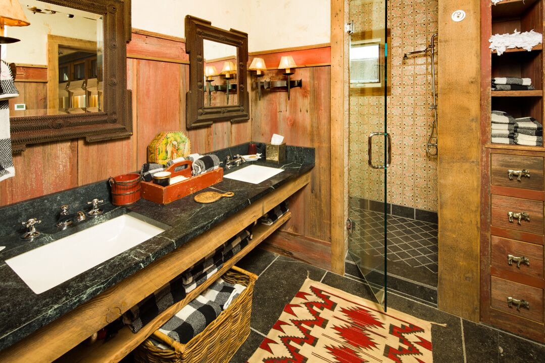 Photo of Bathroom in Aspen