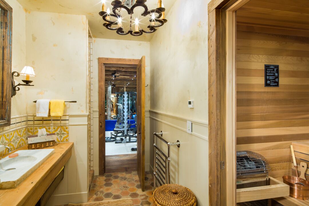 Photo of Bathroom in Aspen