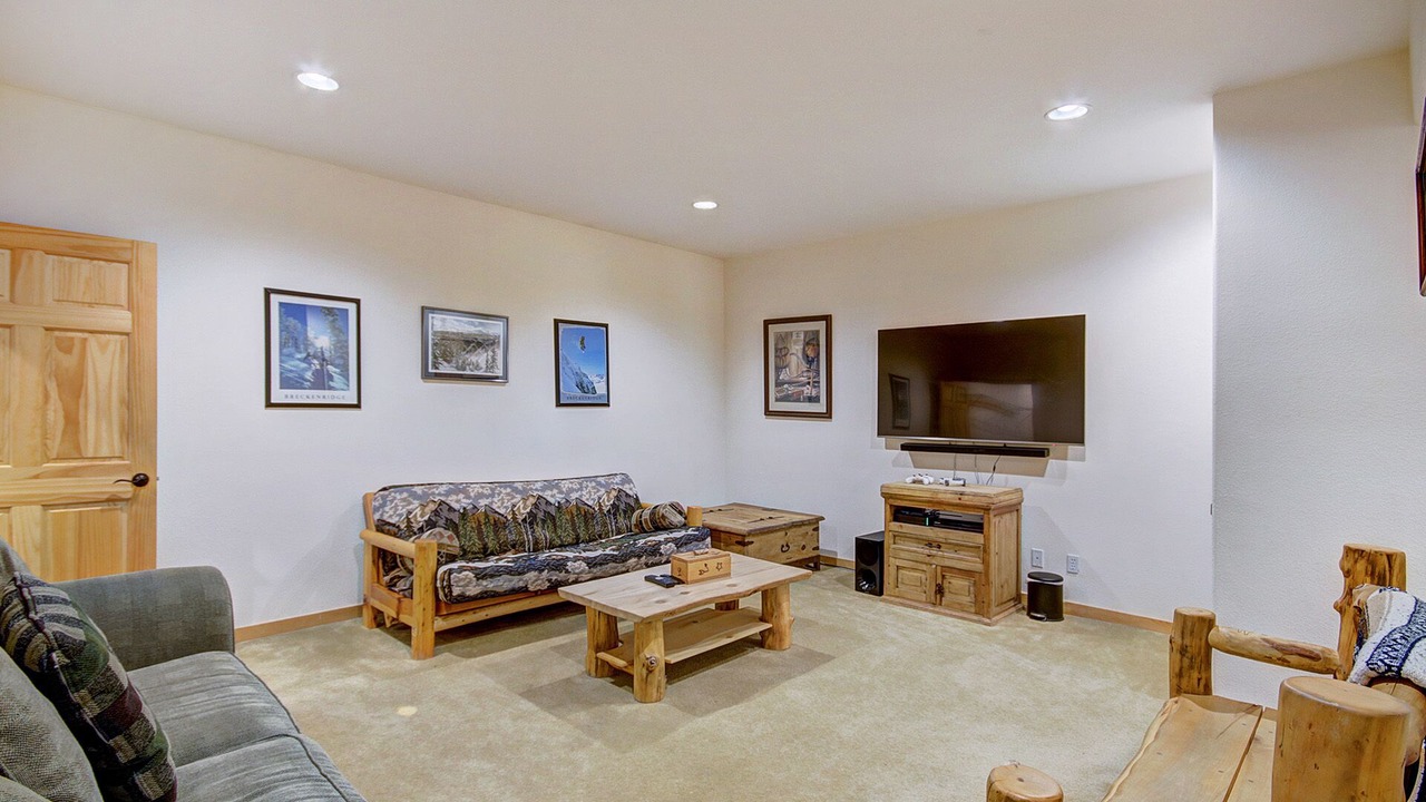 Photo of Bedroom in Boulder Ridge