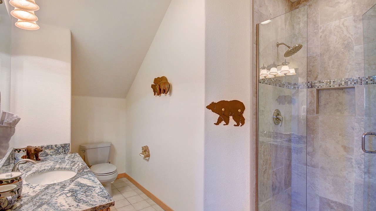 Photo of Bathroom in Boulder Ridge