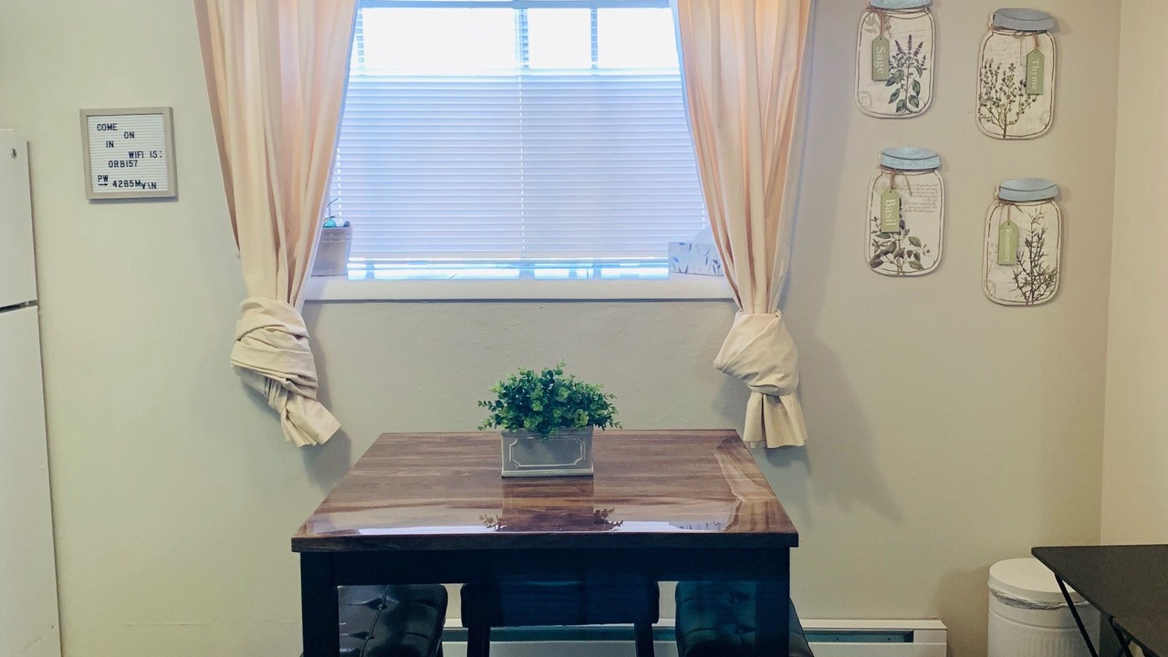 Photo of Livingroom in Canon City
