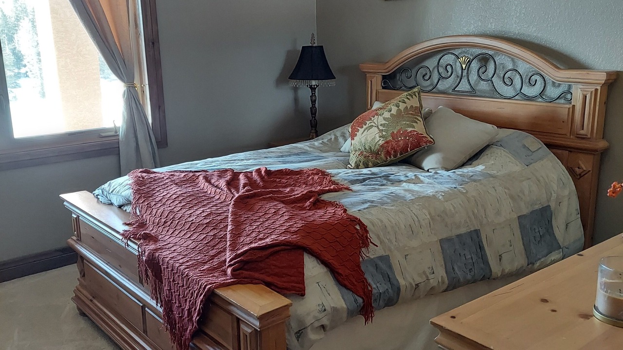 Photo of Bedroom in Divide