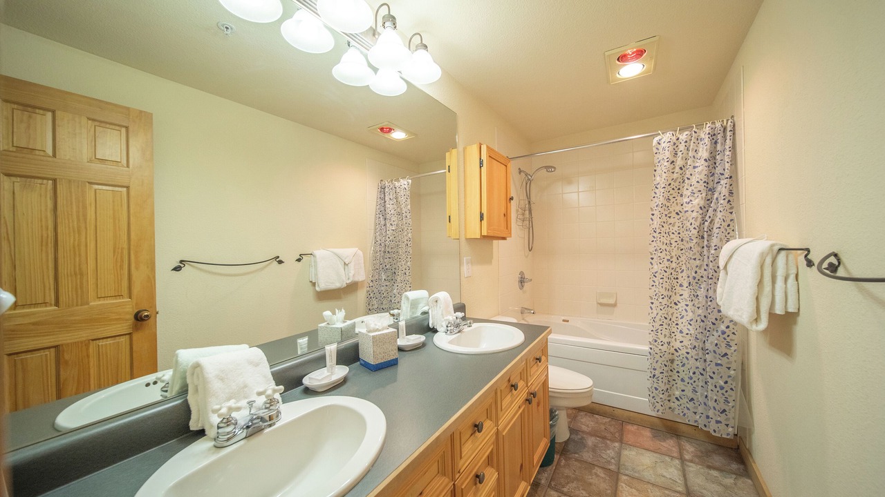 Photo of Bathroom in Mountain House