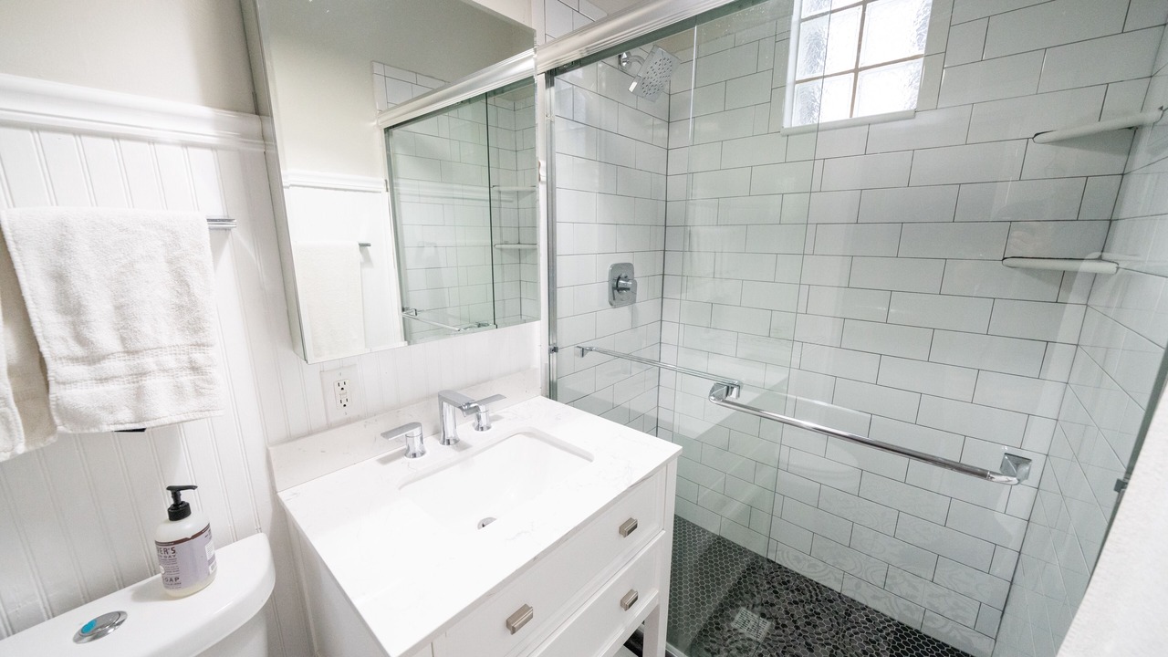 Photo of Bathroom in Five Points