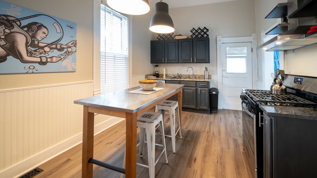 Photo of Kitchen in Five Points