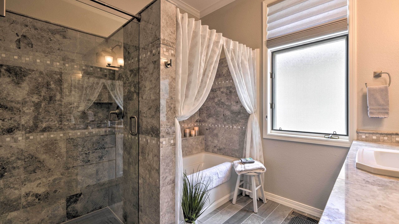 Photo of Bathroom in Dalton Ranch