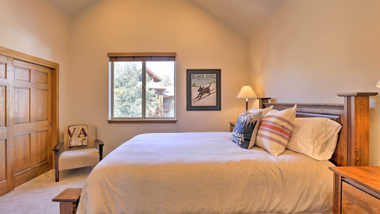 Photo of Bedroom in Willow Grove