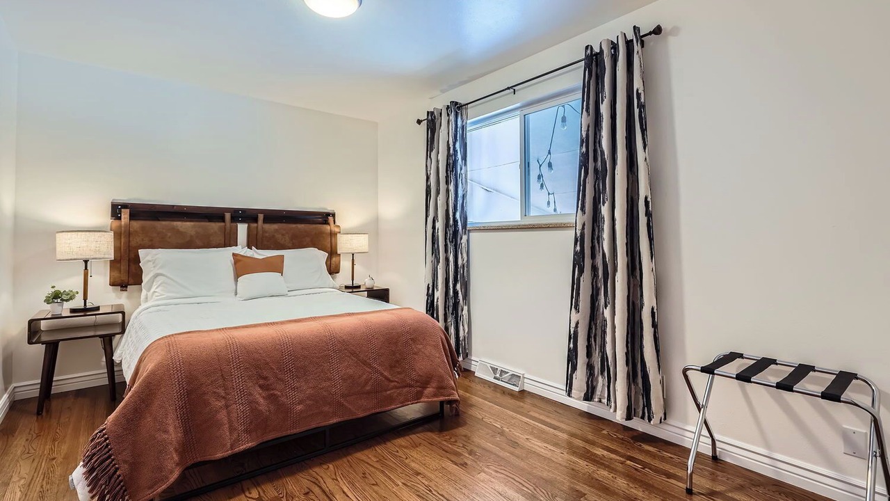 Photo of Bedroom in Scenic Heights