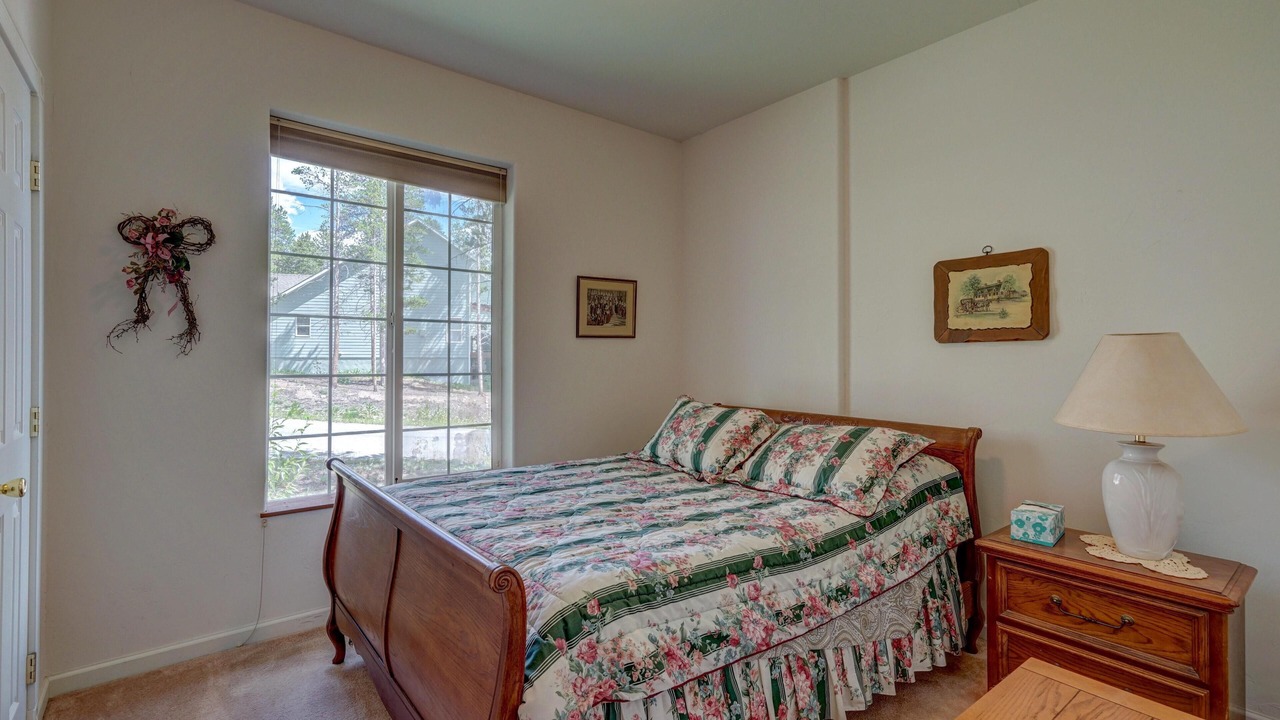 Photo of Bedroom in Leadville North