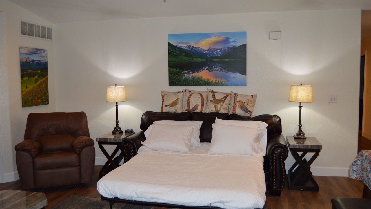 Photo of Bedroom in Northglenn