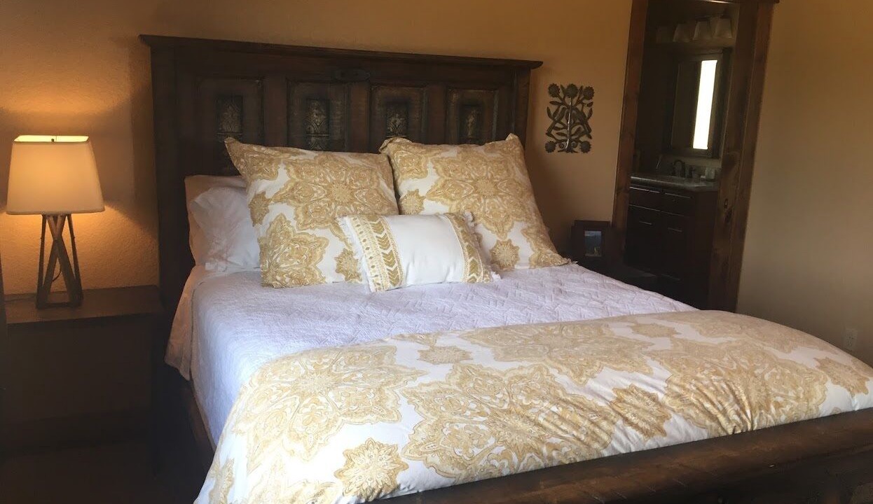 Photo of Bedroom in Pine