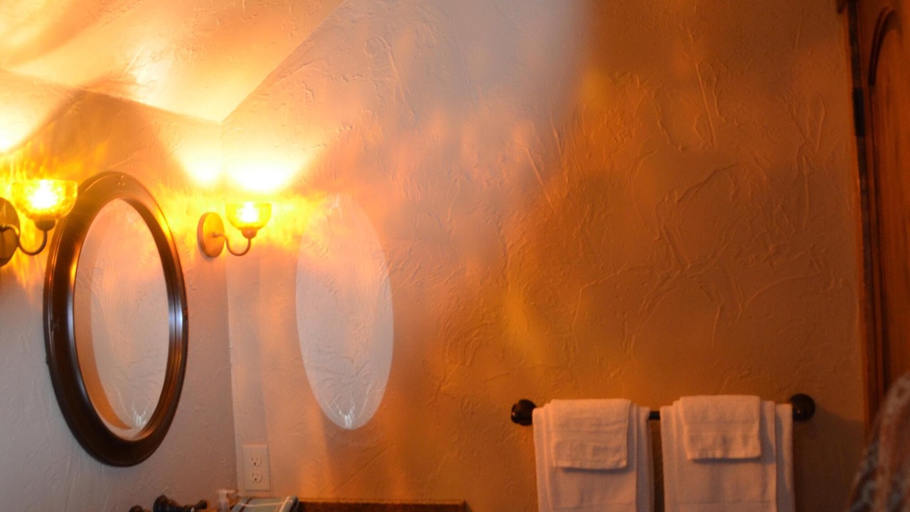 Photo of Bathroom in Pine