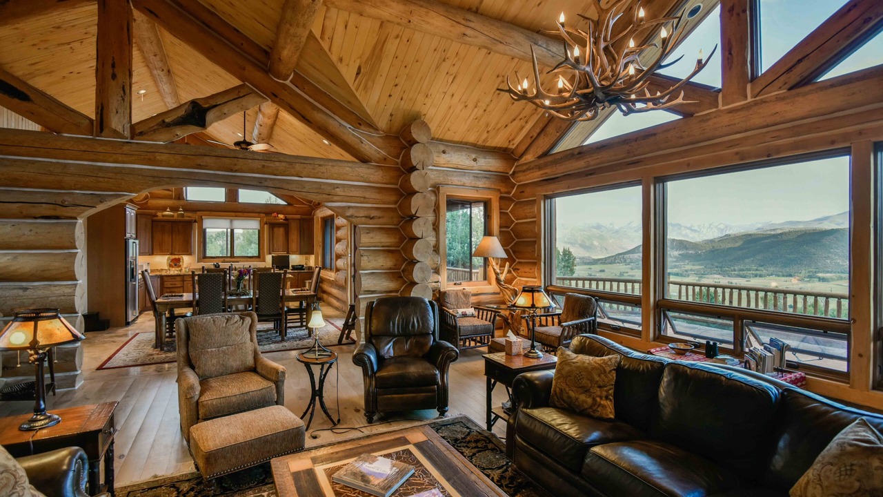 Photo of Livingroom in Pleasant Valley