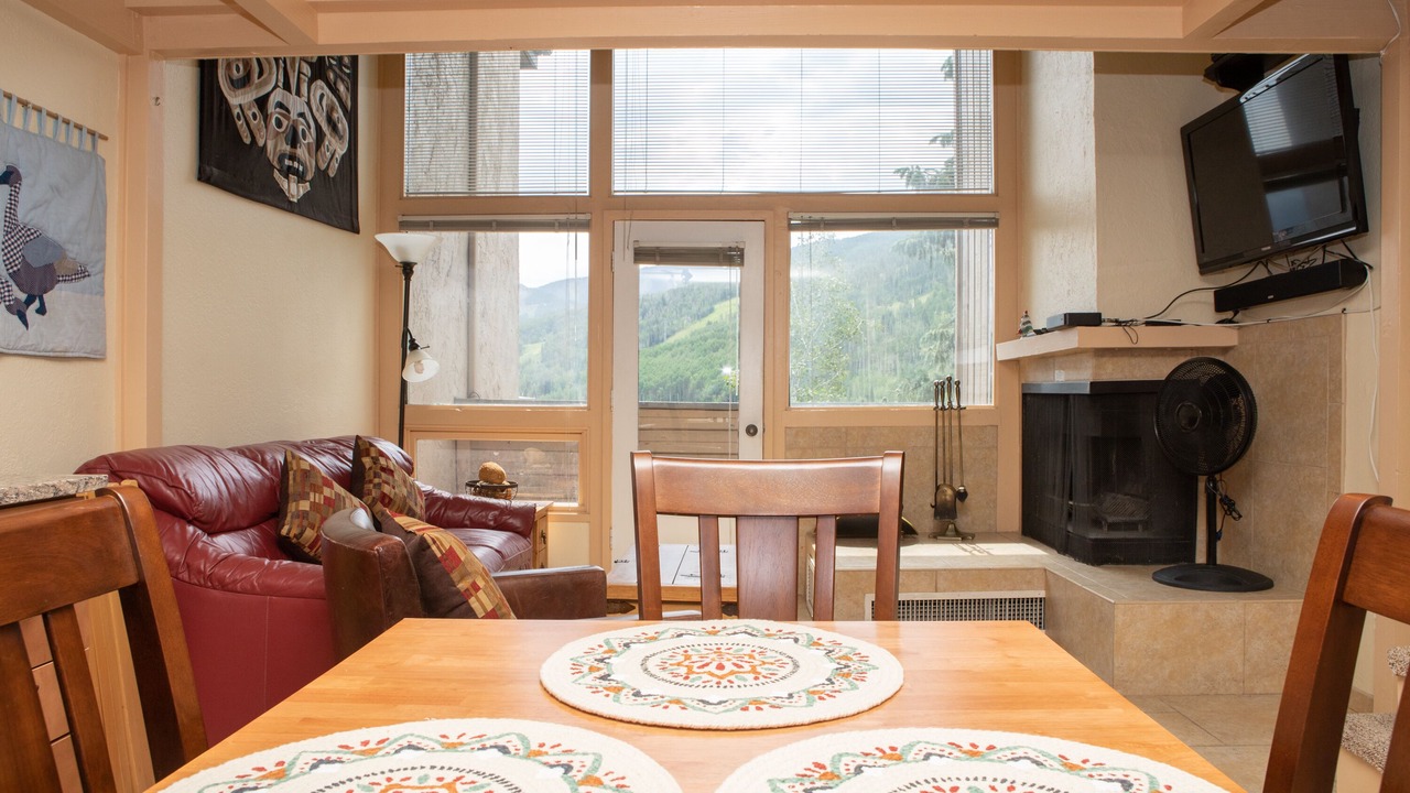 Photo of Livingroom in Vail