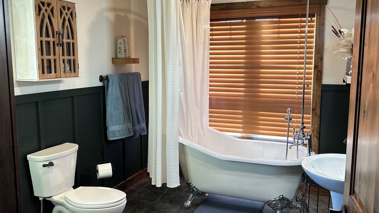 Photo of Bathroom in Severance