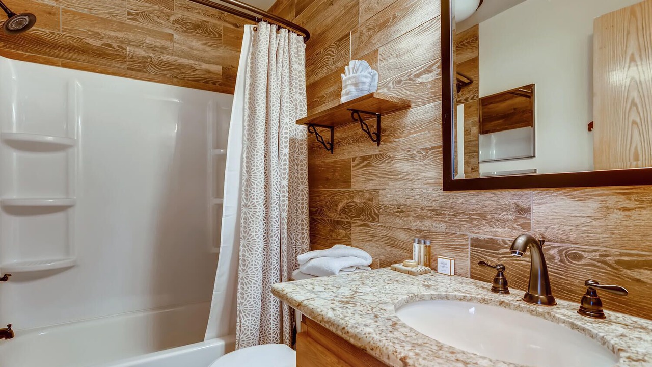 Photo of Bathroom in Wildernest