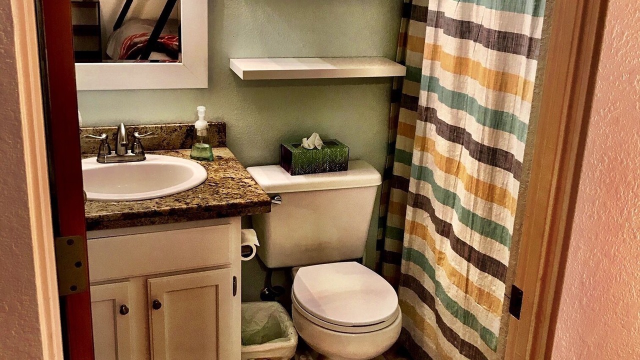 Photo of Bathroom in Carbondale