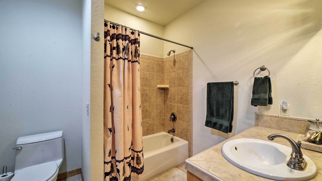 Photo of Bathroom in Twin Creek Village