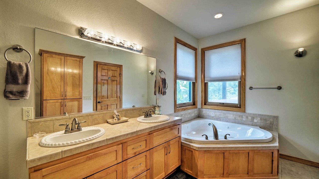 Photo of Bathroom in Twin Creek Village