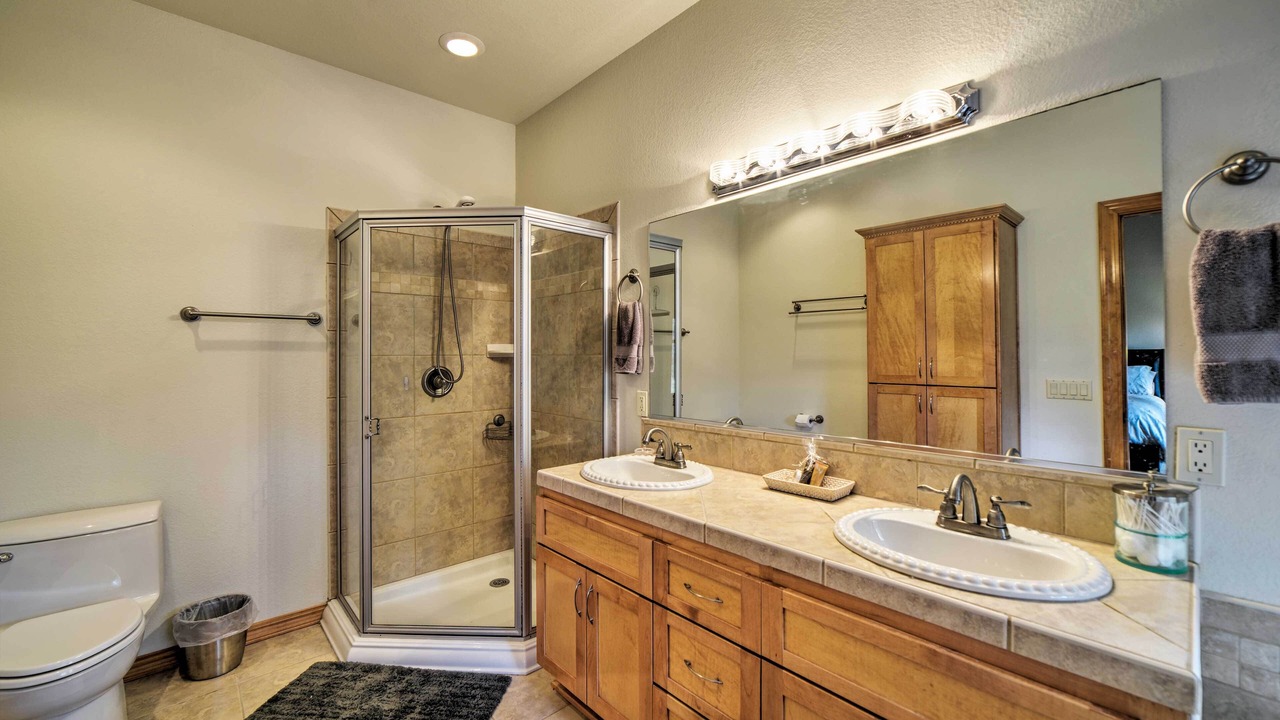 Photo of Bathroom in Twin Creek Village