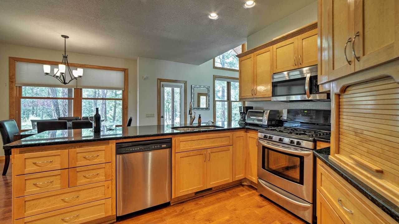 Photo of Kitchen in Twin Creek Village