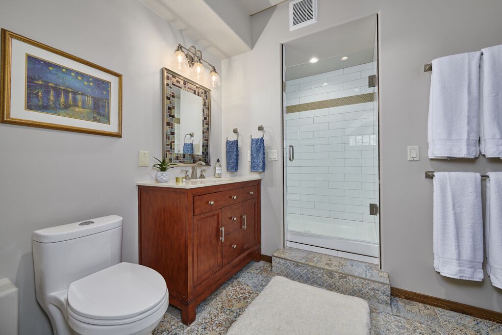Photo of Bathroom in Black Hawk