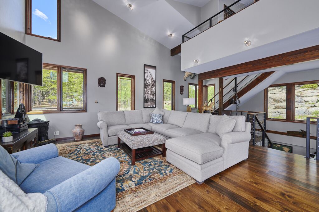 Photo of Livingroom in Black Hawk